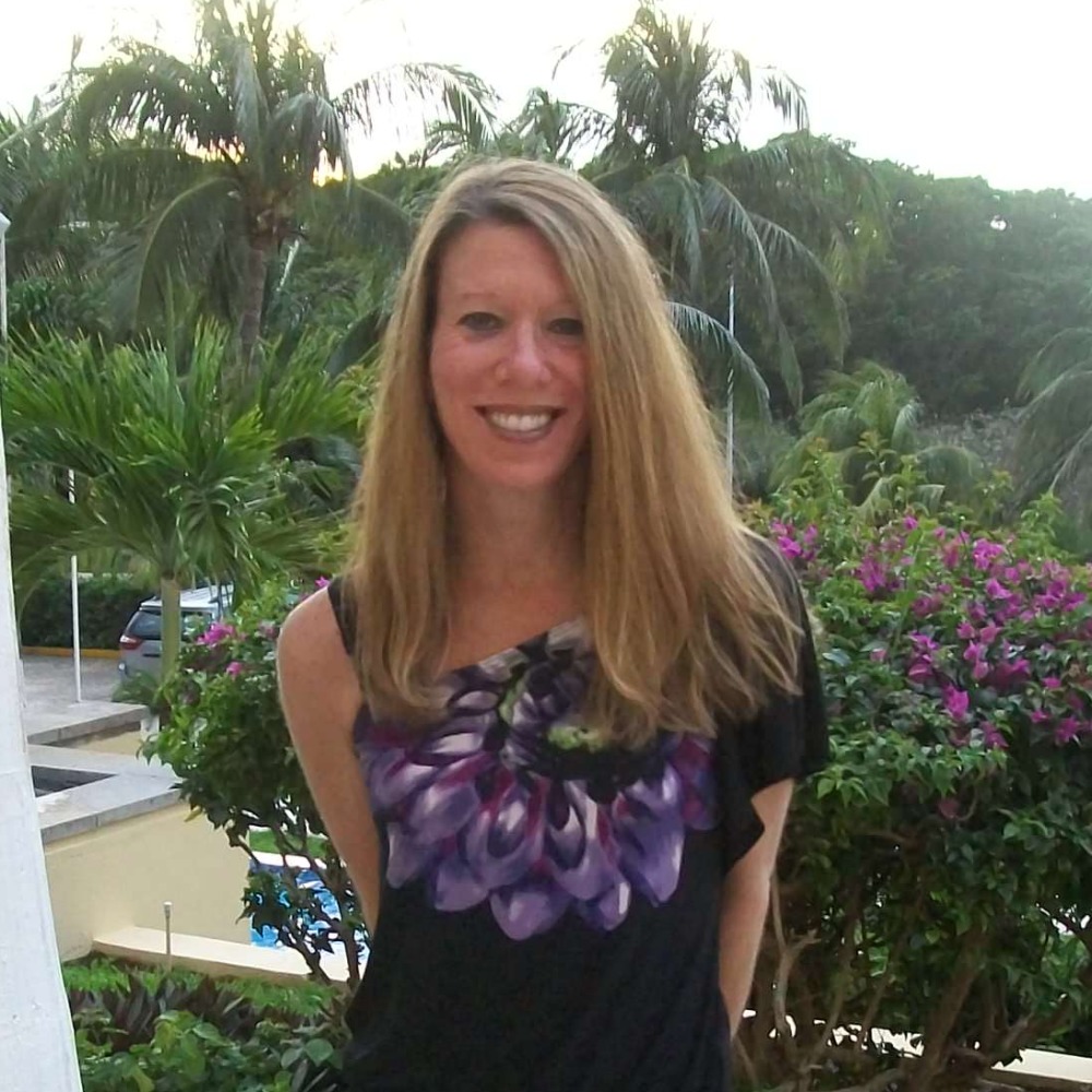 Meet your Posher, Lori